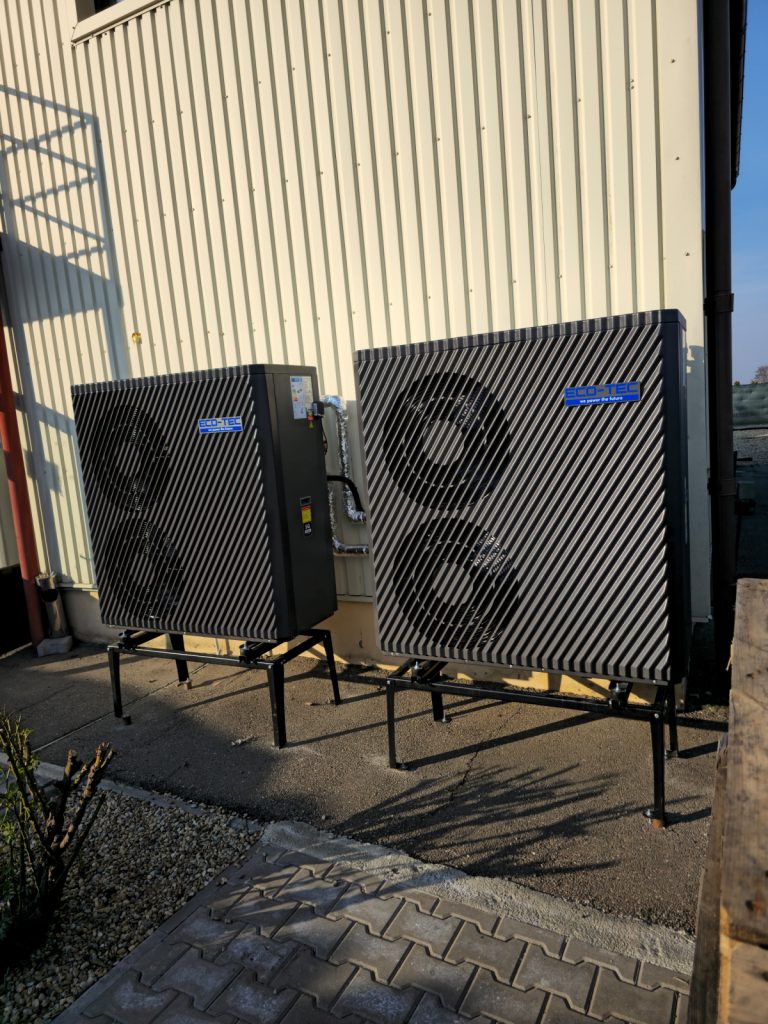 Pompe de căldură ECO-TEC pentru clădire de birouri